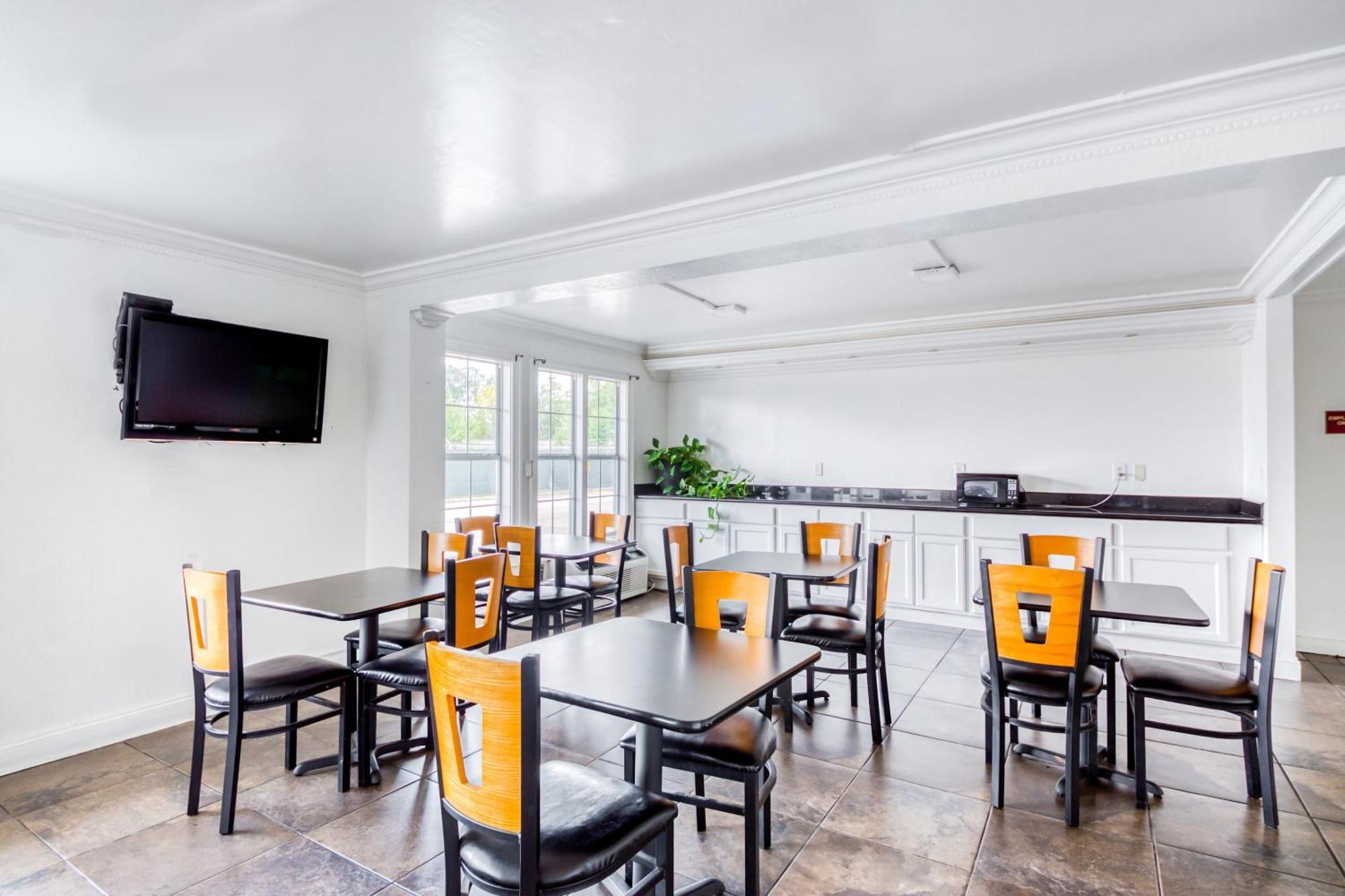 Oyo Hotel Baton Rouge East I-12 Louisiana Екстер'єр фото